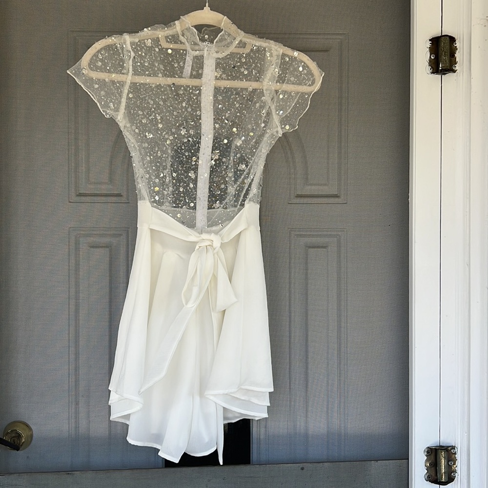 White Lucy in the Sky Glitter Romper - Picture 2 of 4